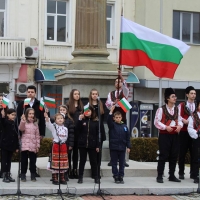 КМЕТЪТ НА ОБЩИНА СЕВЛИЕВО Д-Р ИВАН ИВАНОВ И ОБЩИНСКОТО РЪКОВОДСТВО ПОДНЕСОХА ВЕНЦИ ЗА НАЦИОНАЛНИЯ ПРАЗНИК 3 МАРТ