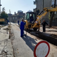 ЗАПОЧНА ПЛАНОВ РЕМОНТ НА КАНАЛИЗАЦИЯТА НА УЛ. "ГЕОРГИ БЕНКОВСКИ" В СЕВЛИЕВО